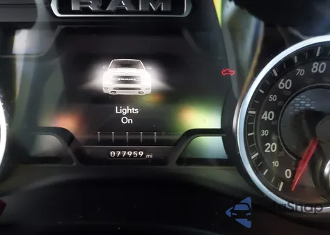 2020 Ram 1500 Big Horn 4X2 5'7 Box z USA, uszkodzony, nr VIN 1C6RREFTXLN276468